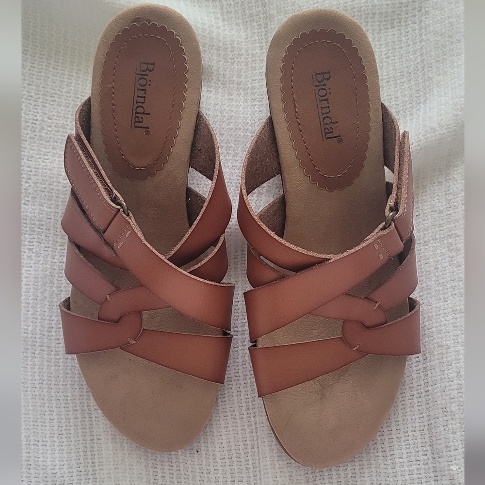 Bjorndal Leather sandals.